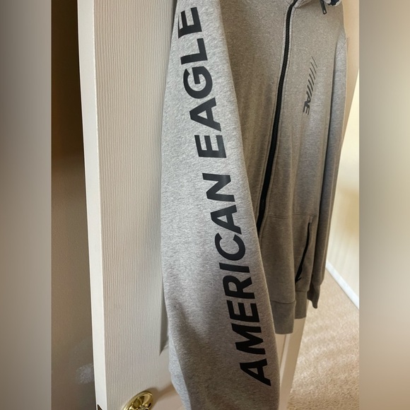 American Eagle Sweat shirt • mens M - Picture 2 of 7